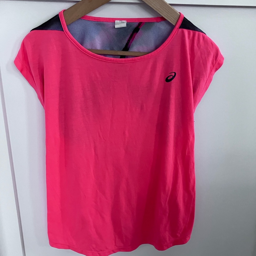 Yoga shirt